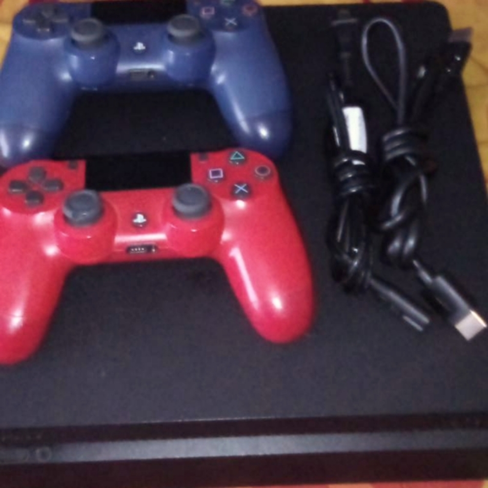 Ps4 slim